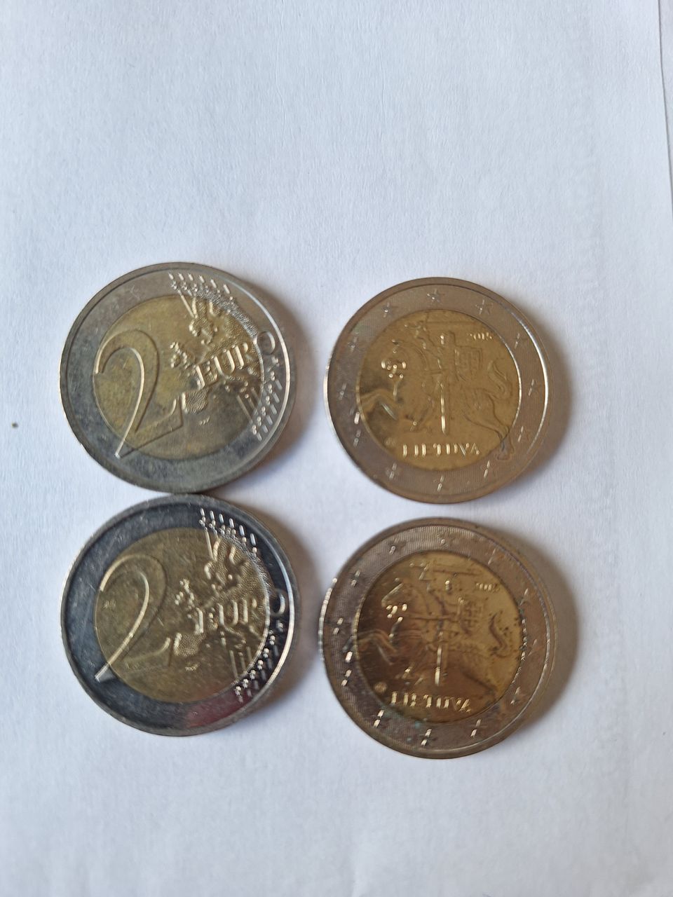 Liettuan 2 euron kolikoita