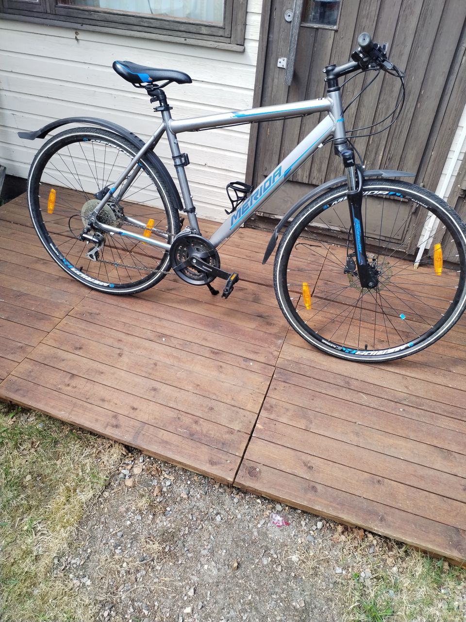 Merida crossway striker 28 "