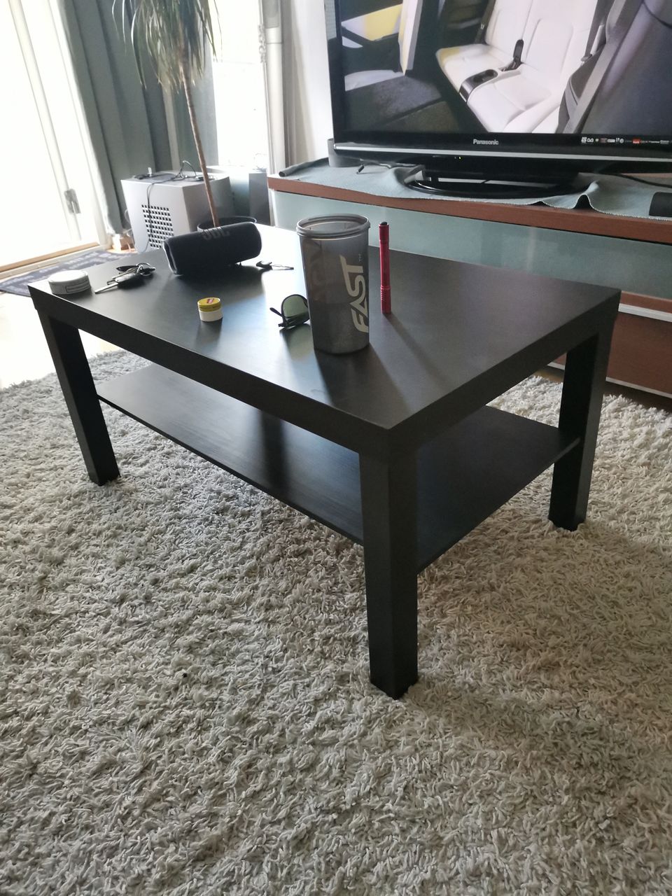 Ikean sohvapöytä
