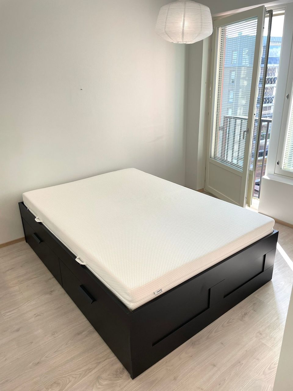 IKEA BRIMNES 140x200 sänky + patja