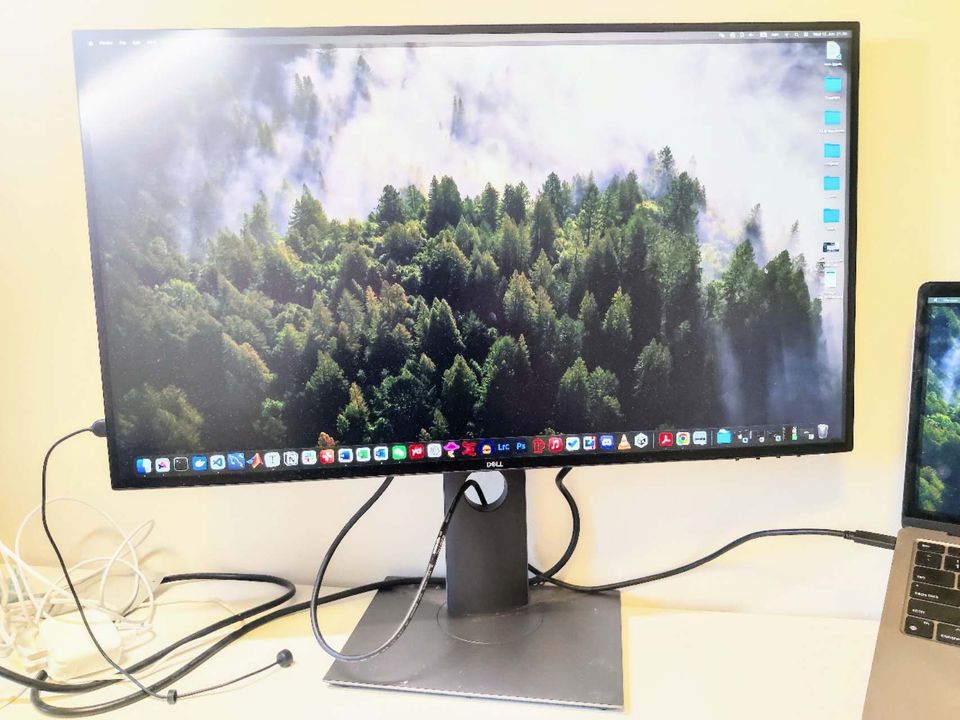 Sell Dell U2720QM monitor before June 27