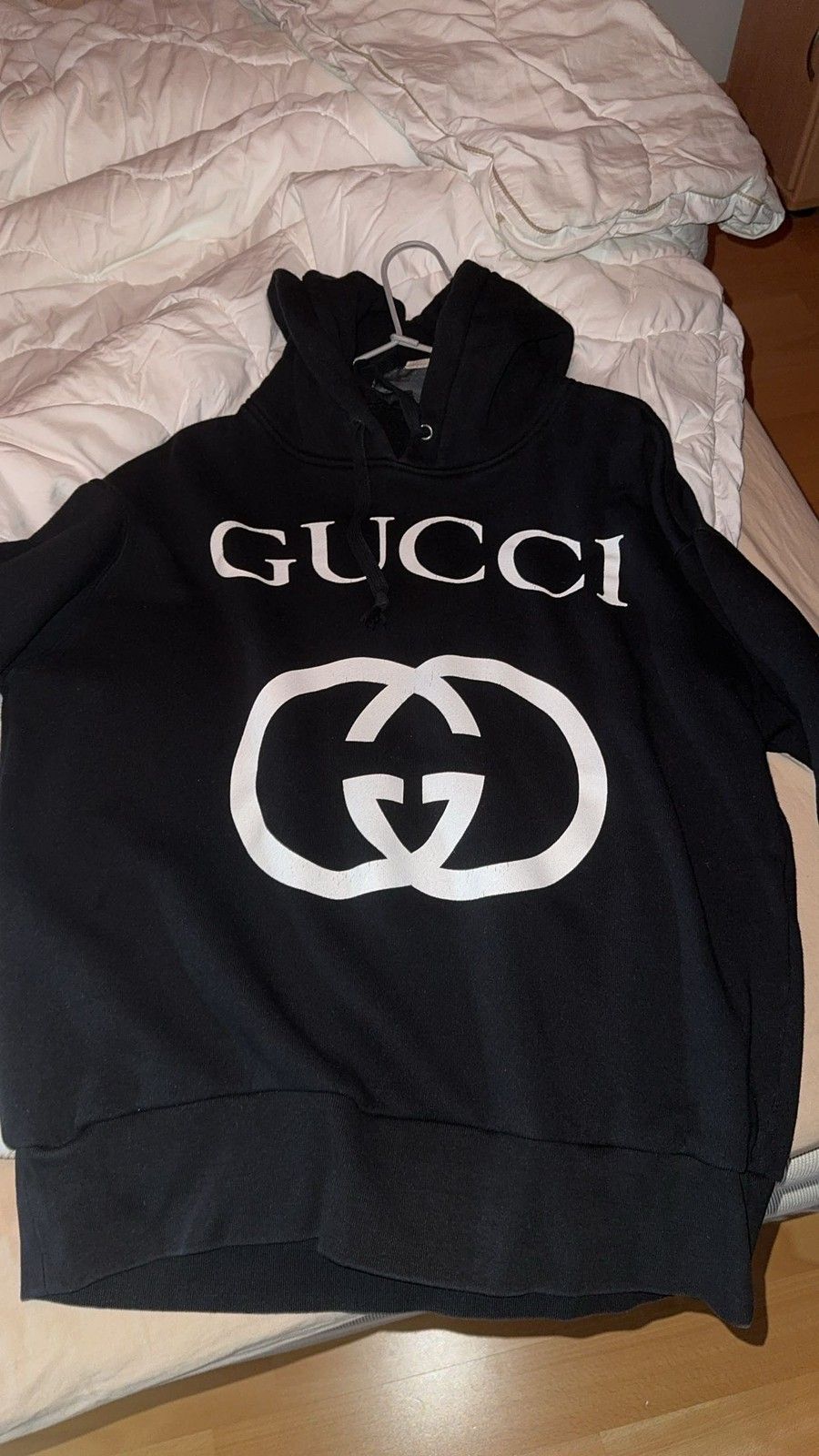 Gucci huppari