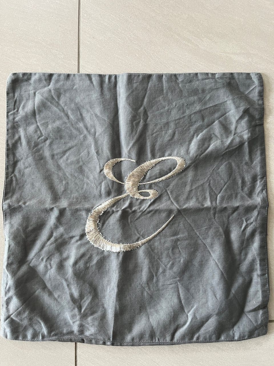 Balmuir tyynynpäällinen ”B”