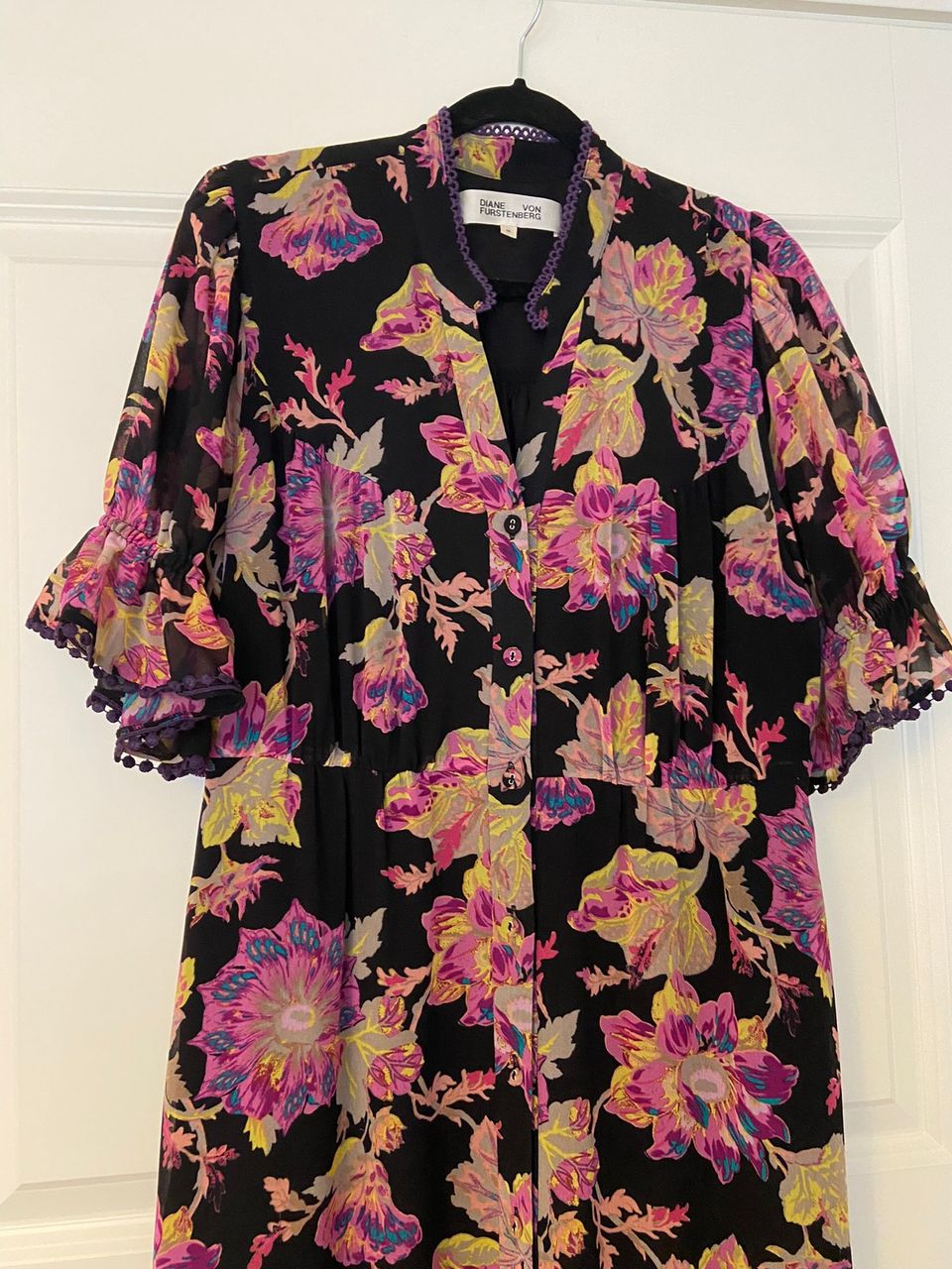 Upea Diane von Furstenberg laatumekko 38