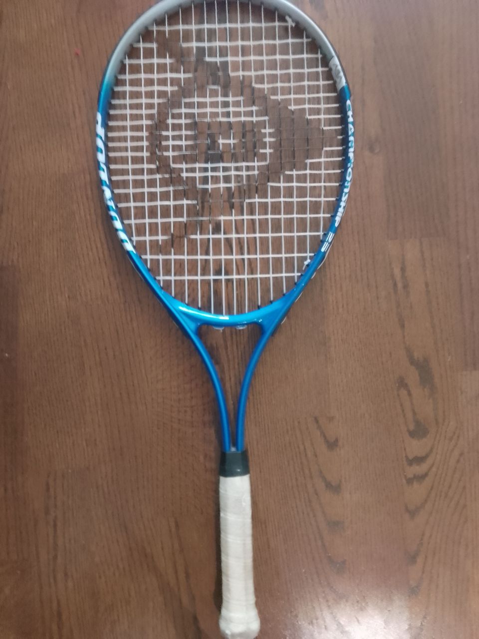 Dunlop tennismaila