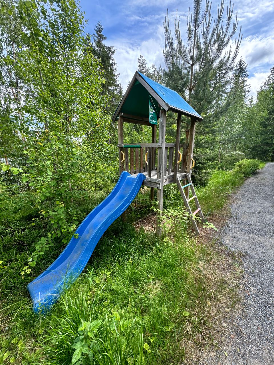 LEIKKITORNI JUNGLE GYM CASTLE