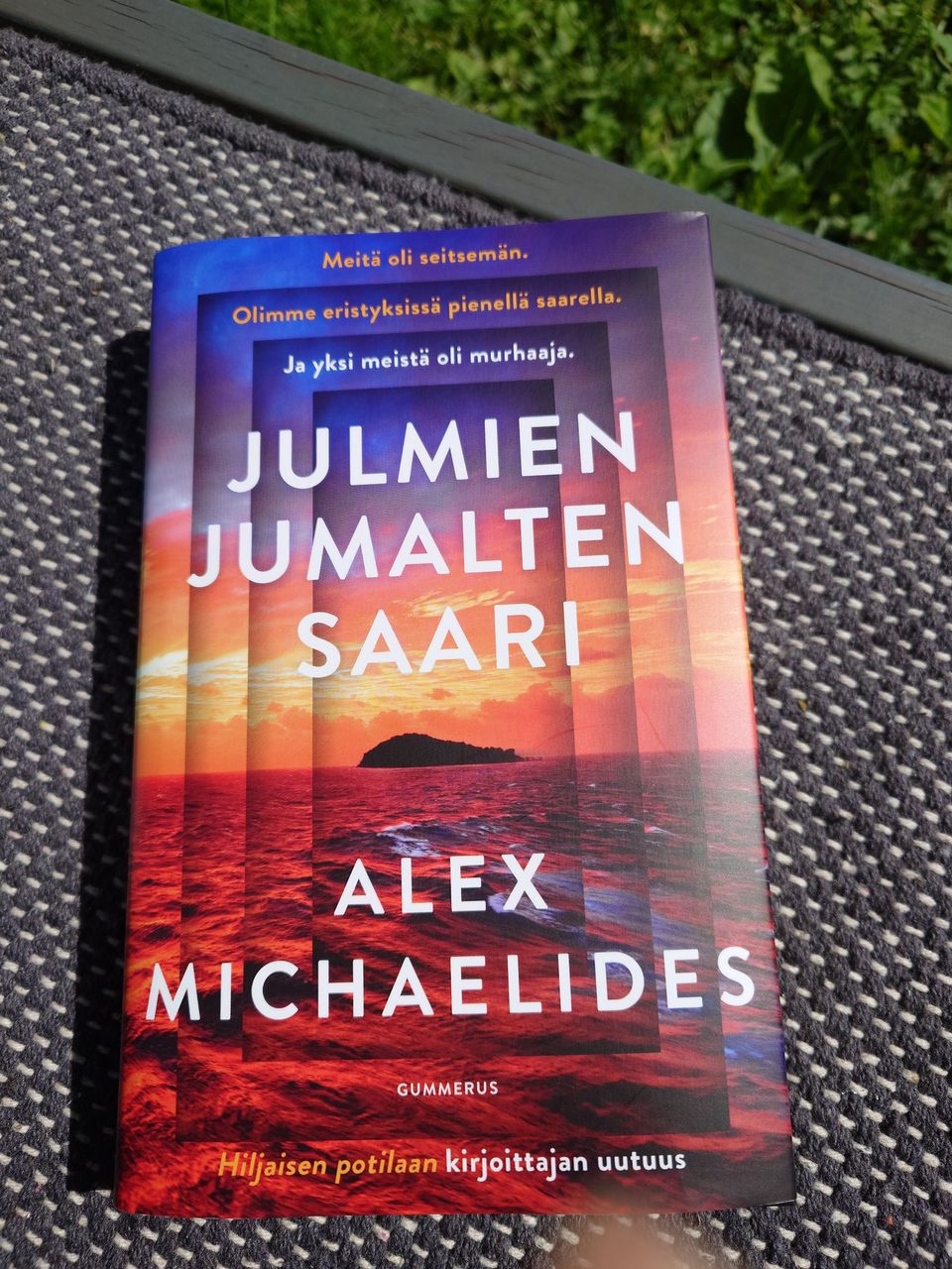 Alex Michaelides - Julmien jumalten saari