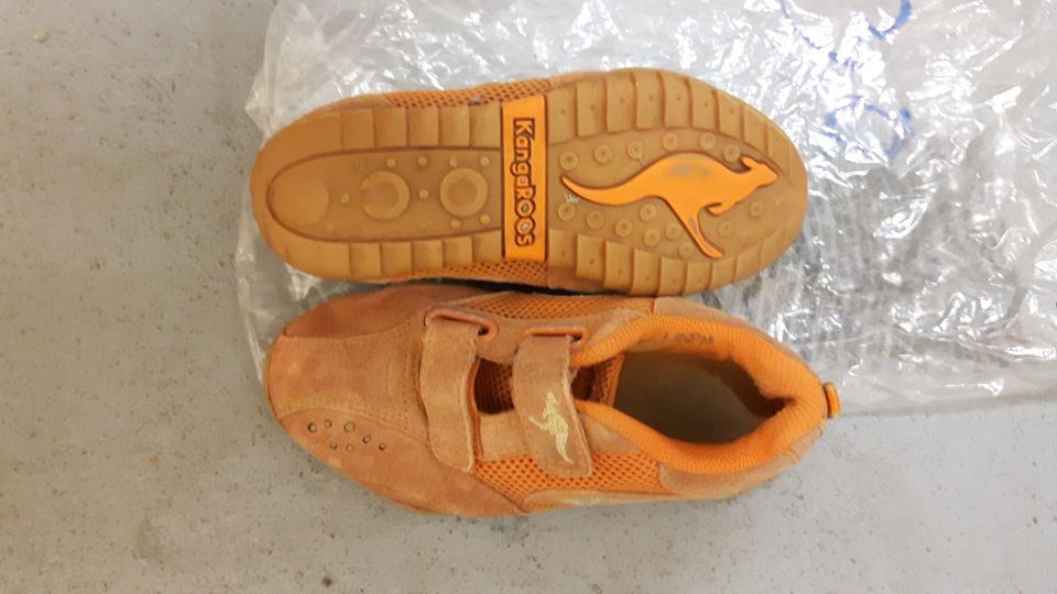 30 kokoa Kenguru kengät KangaRoos