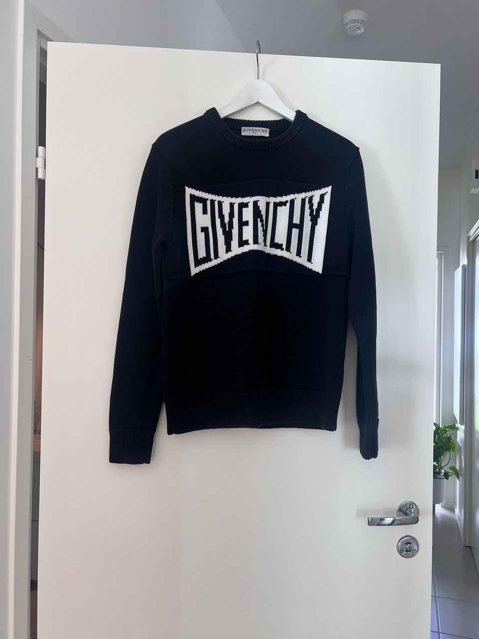 Givenchy neule