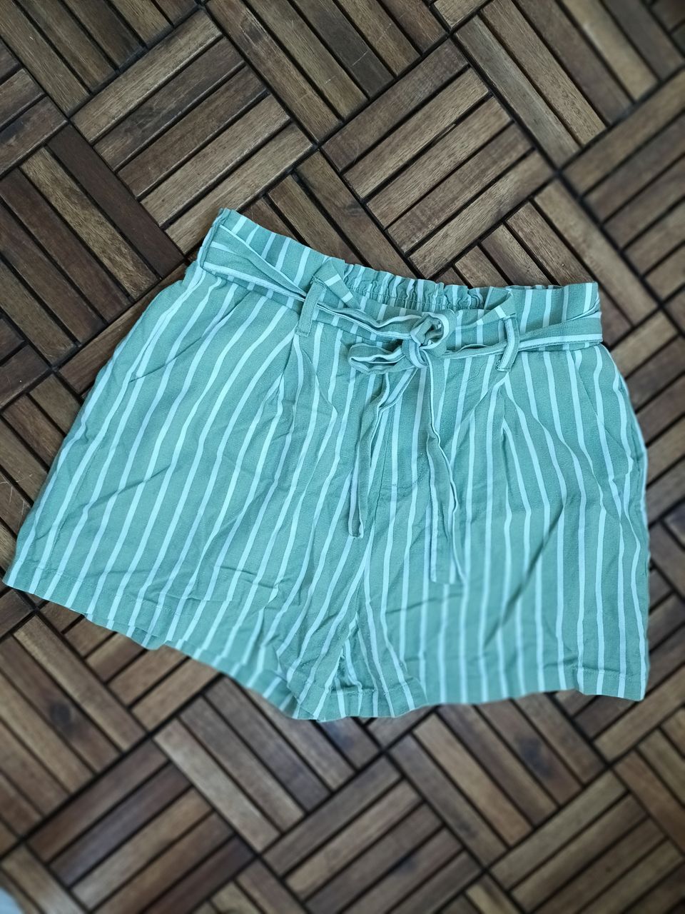 Shortsit M/L