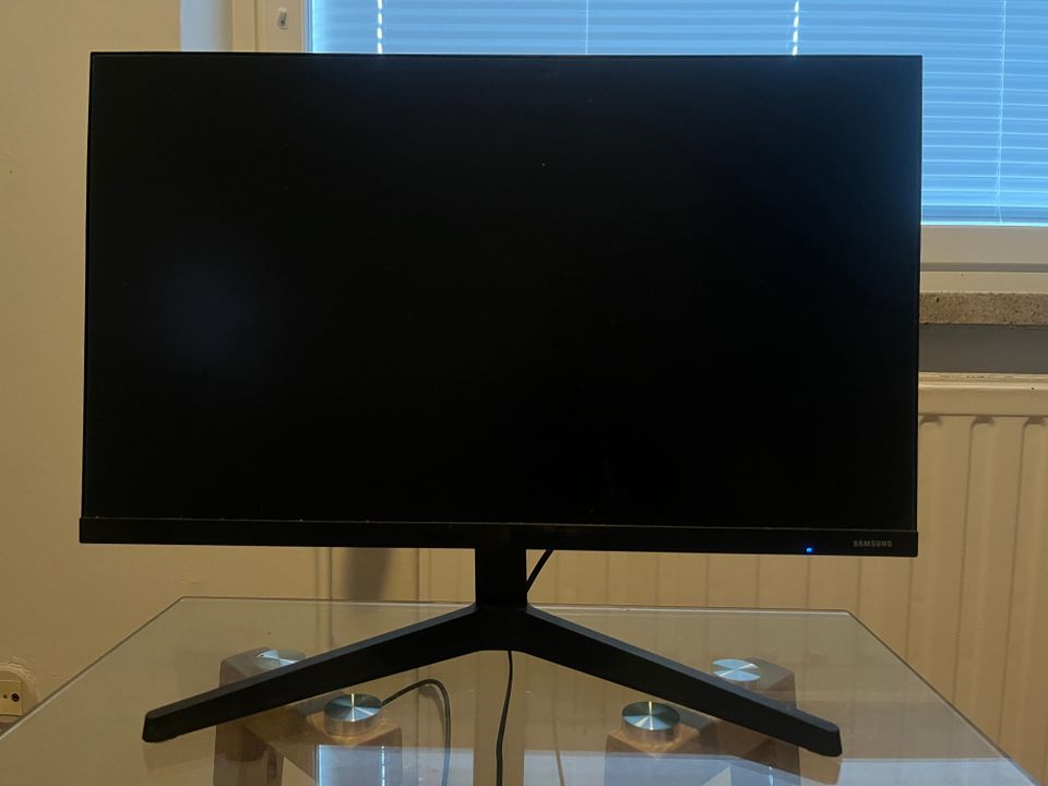 Samsung 24'' näyttö (T35F series)