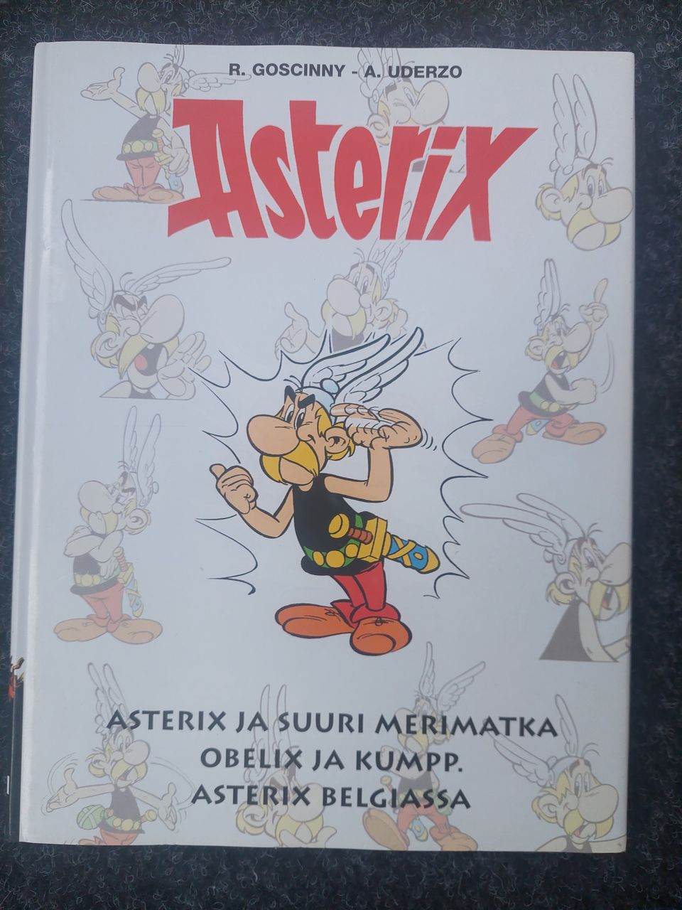 Asterix -kirjasto 8 sarjakuvat