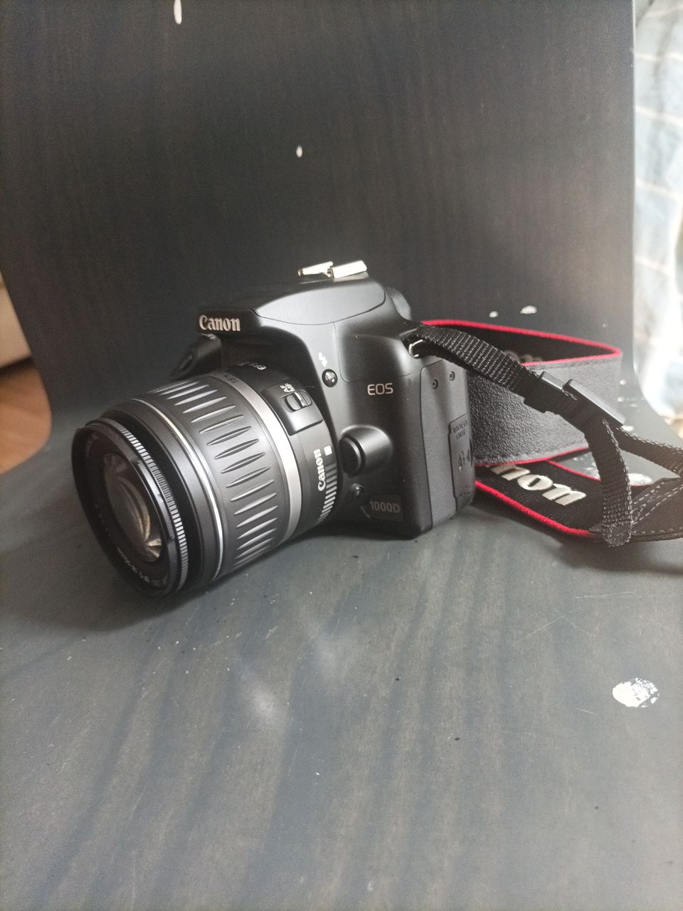 Canon eos 1000D