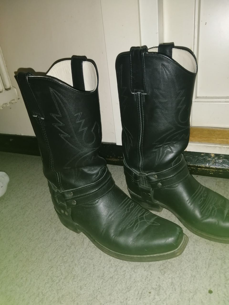 Bootsit Boot Factorysta koko 43