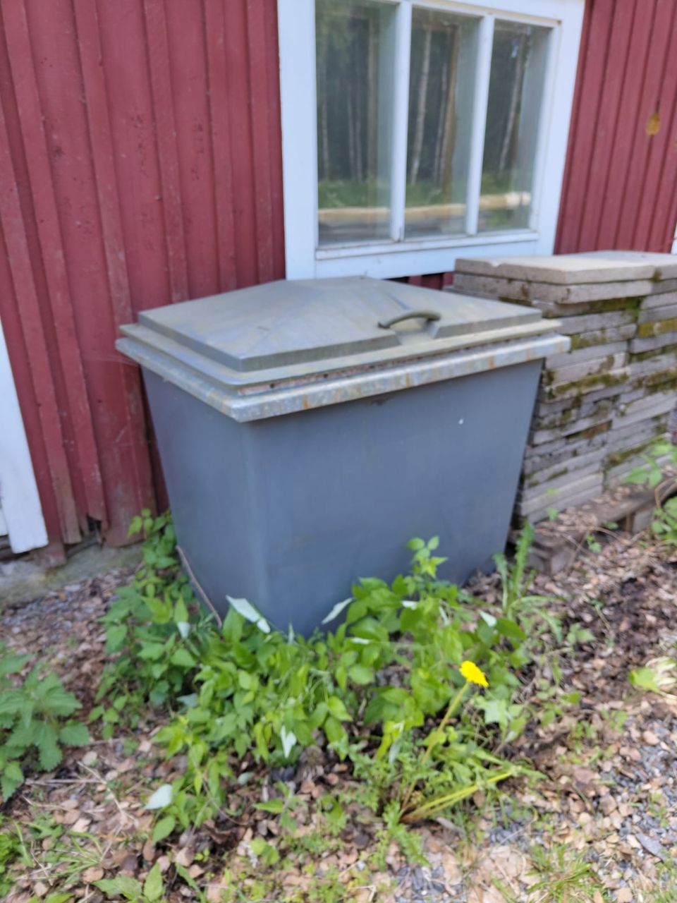 Jätesäiliö 660l harmaa