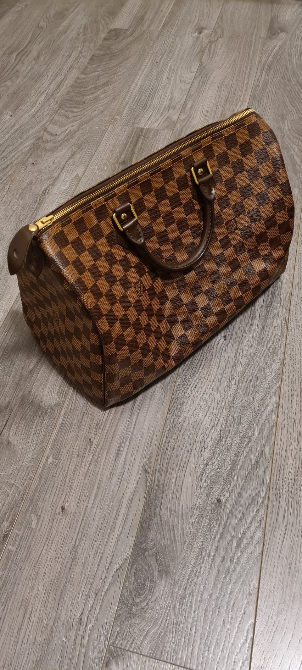 Louis Vuitton Speedy 35