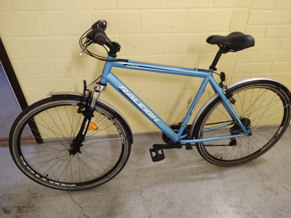 Raleigh 28", 21 vaihteinen