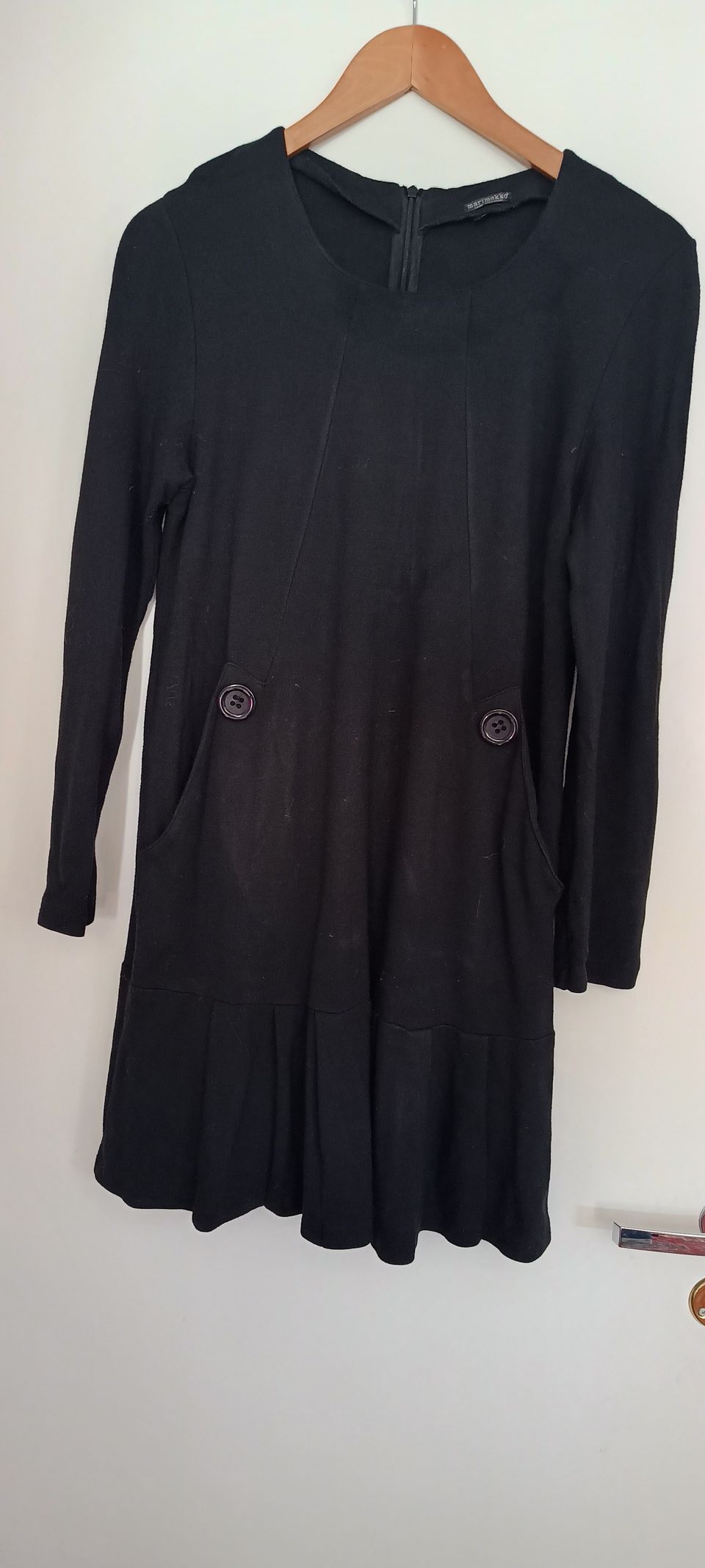 Marimekon musta jersey mekko vintage