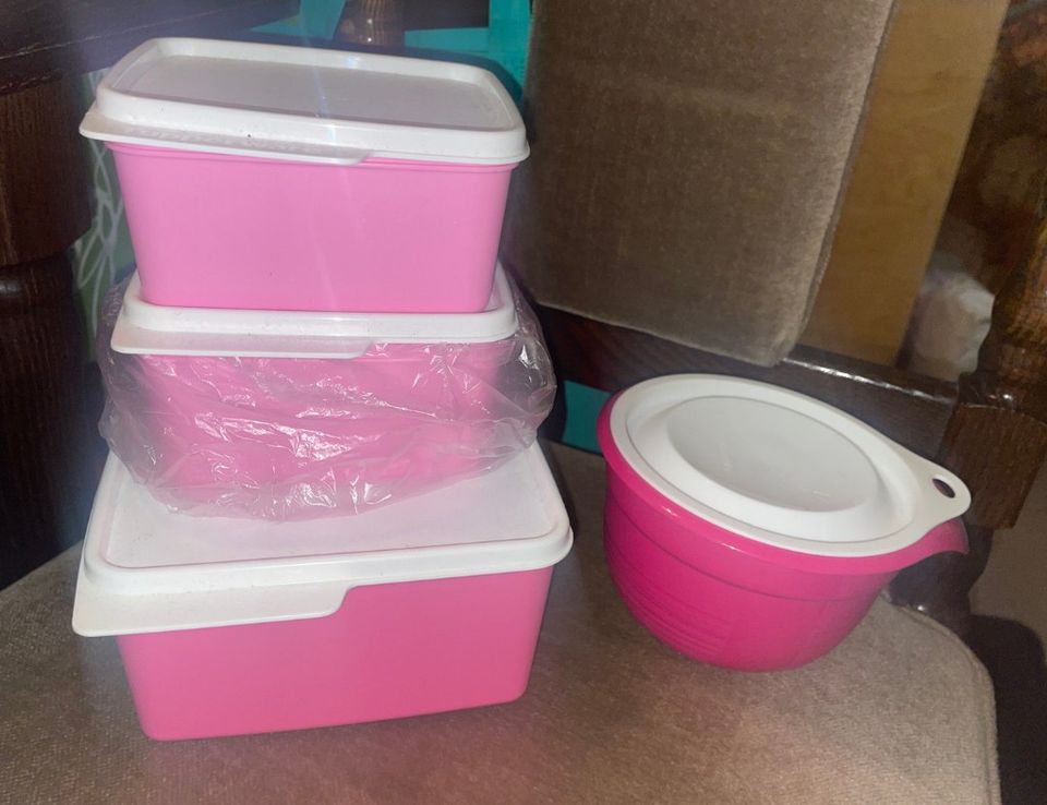 Tupperware setti pinkki säilytysrasia säilytysrasiat