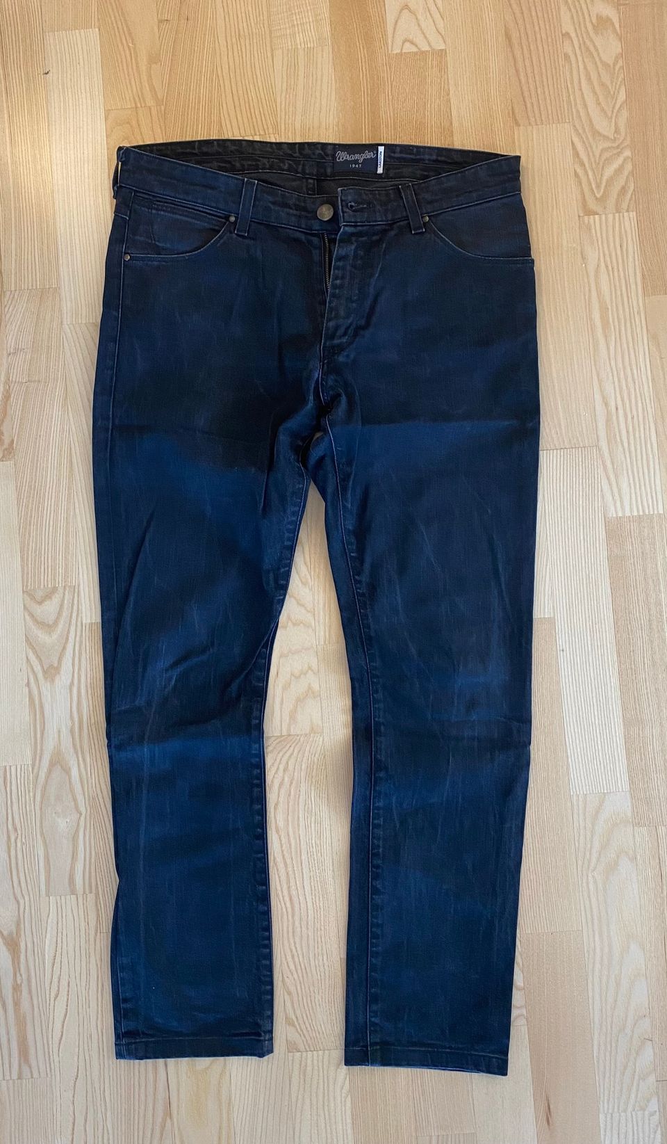 Wrangler Larston miesten farkut koko 34 / 34