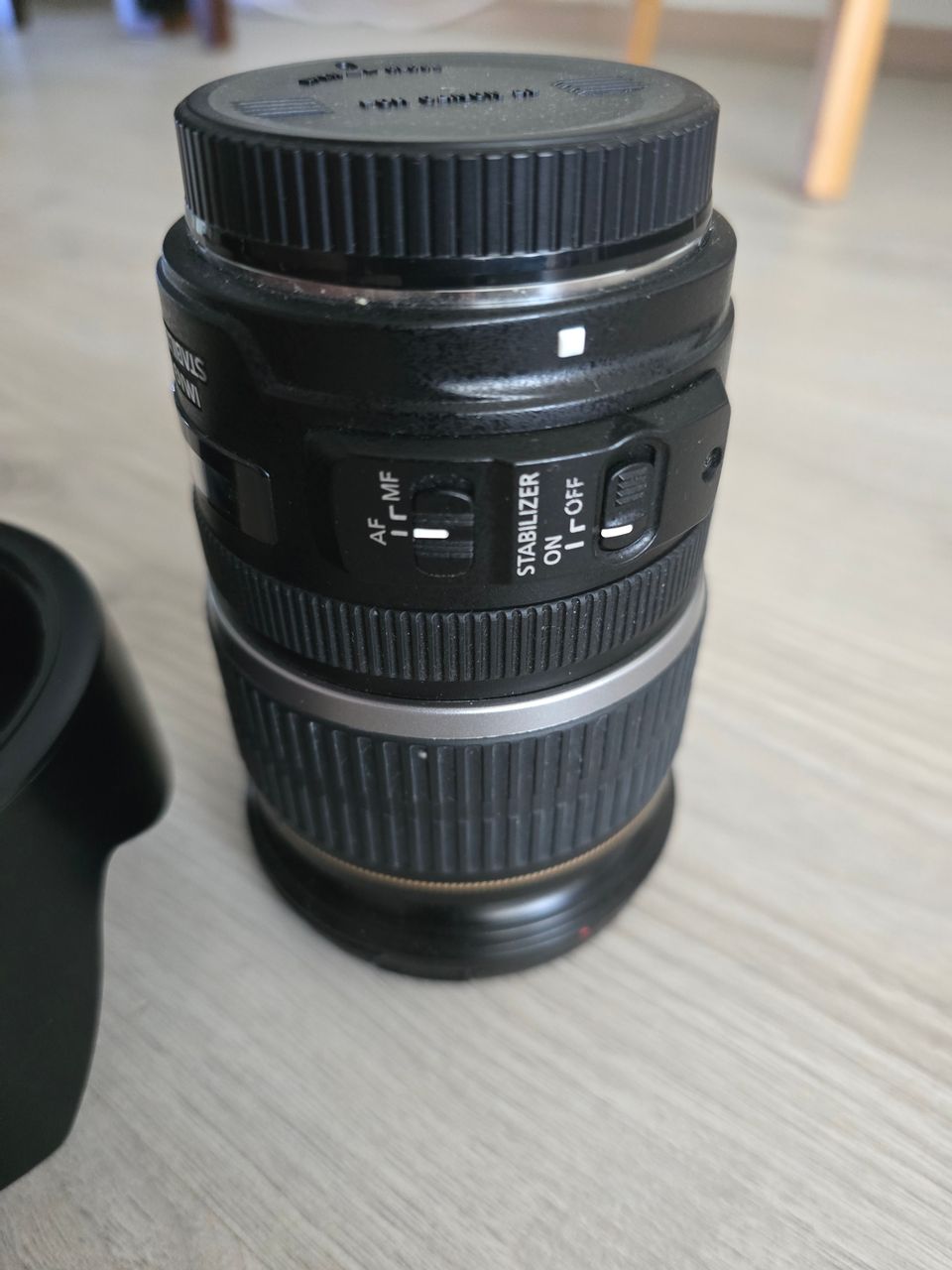 Canon EF-S 17-55/2.8 USM objektiivi + Hoya HD 77mm Cir-Pol