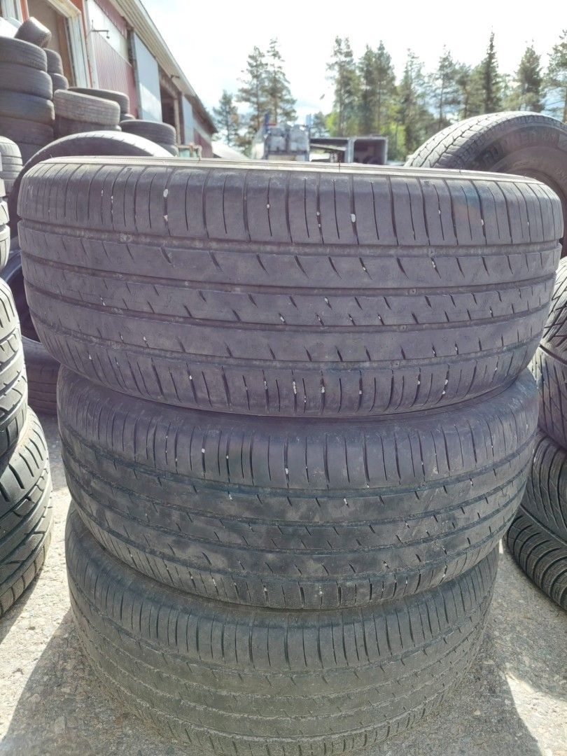 205/55R16 Kumho kesärenkaat 3kpl