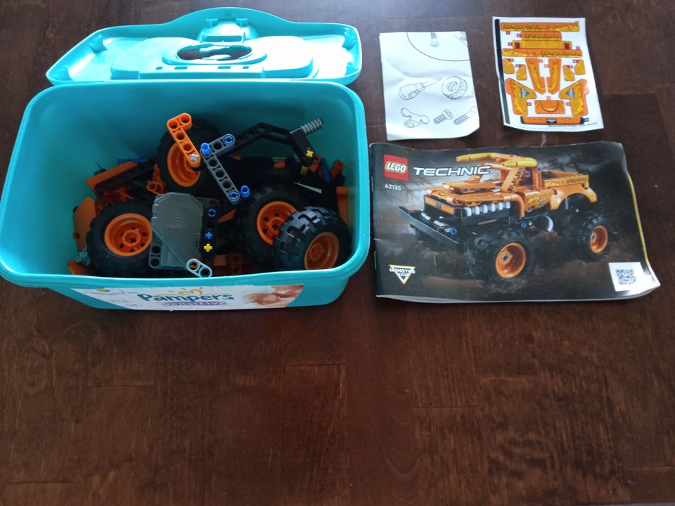 Lego TECHNIC MONSTER JAM