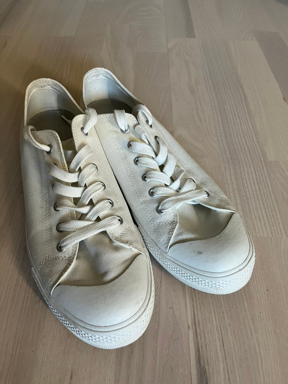 Muji Converse kloonit 44