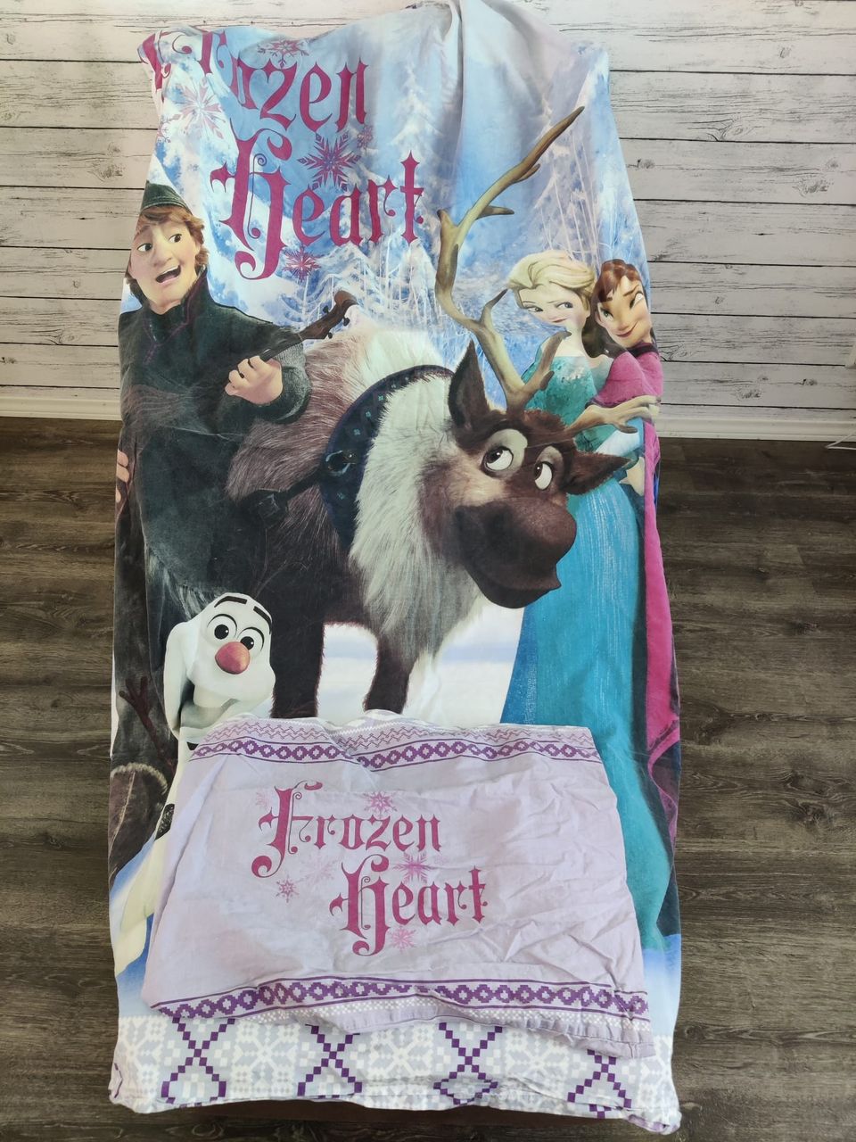 Frozen lakanat aikuisten koko