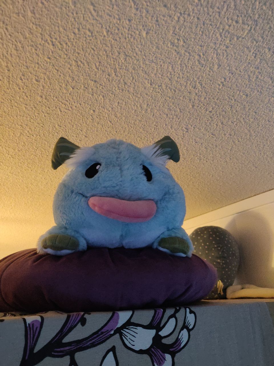 League of Legends Poro