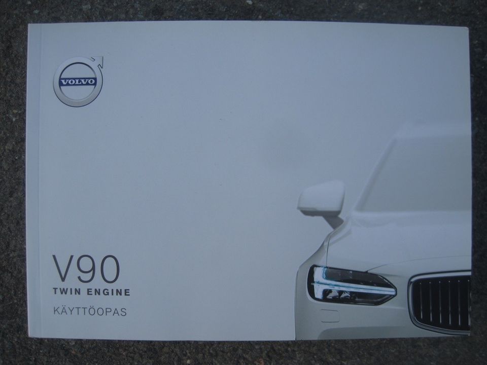Volvo V90 T8 Twin Engine käyttö-ohjekirja Suomen-kielinen