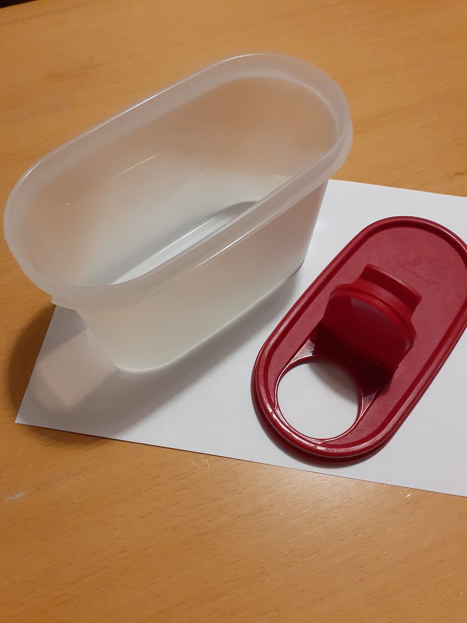 Tupperware mahtuvat säilytysrasia uusi