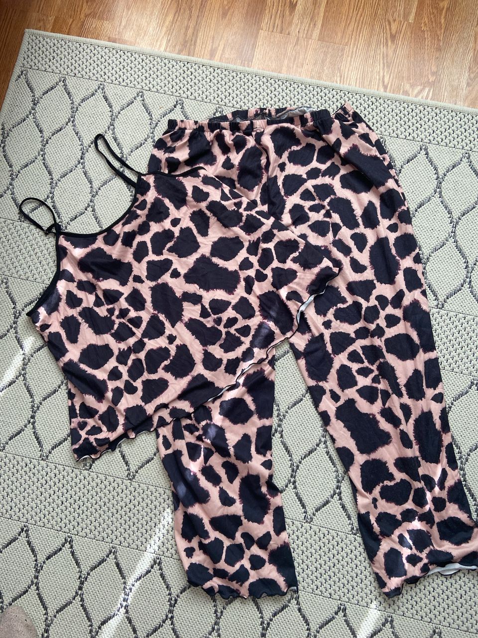 Raskaus pyjama koko L