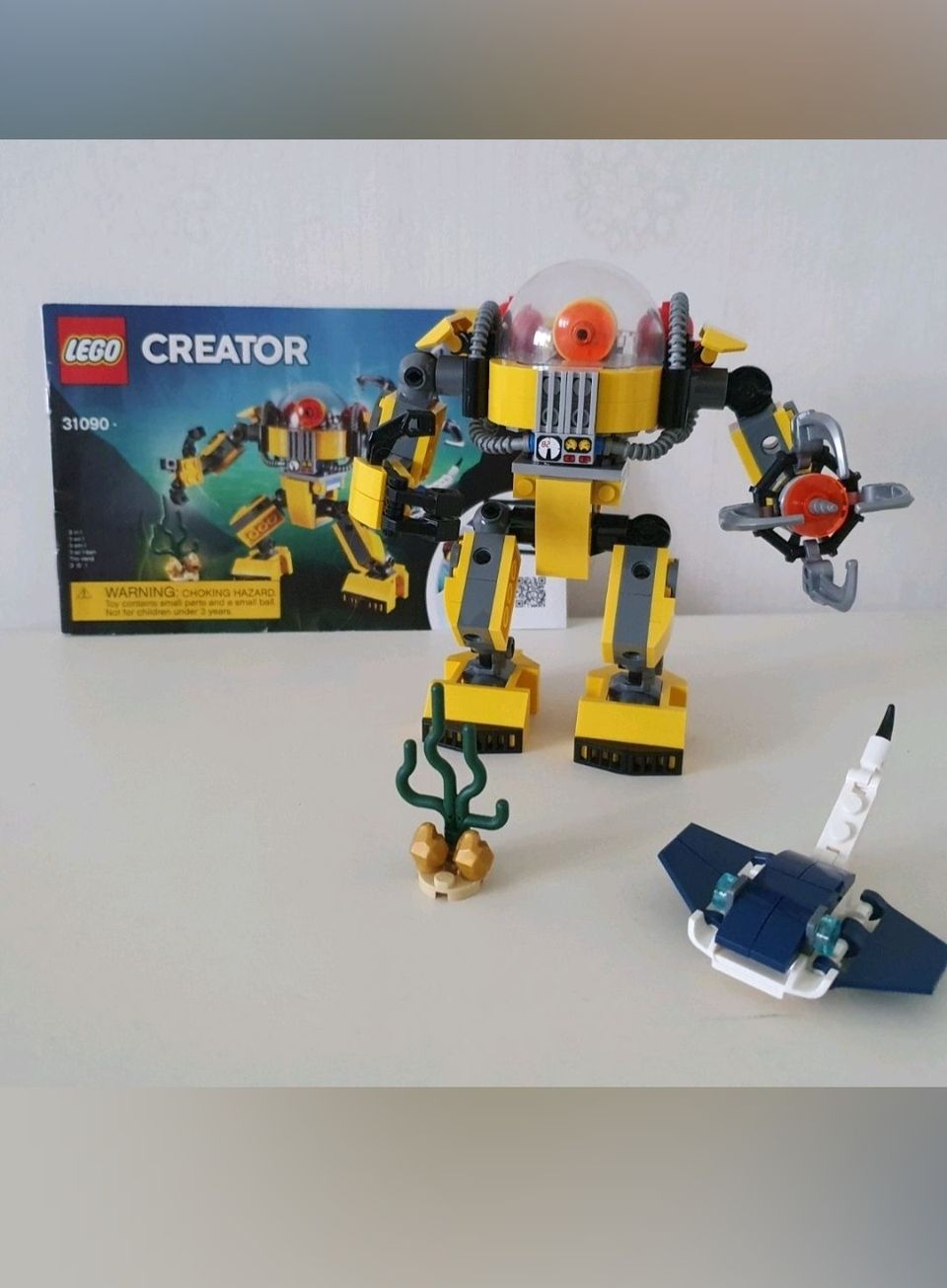 Lego creator vedenalainen robotti