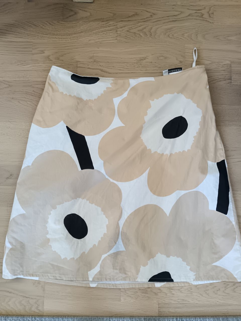 (44) Marimekko Unikko hame