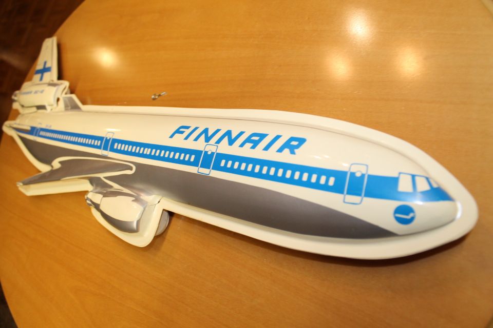 Katosta roikkuva lentokone 70-luku suuri 82cm FINNAIR DC-10 matkatoimisto mainos