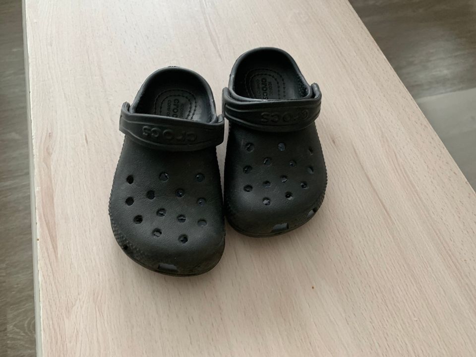 Crocs c8 (24-25)