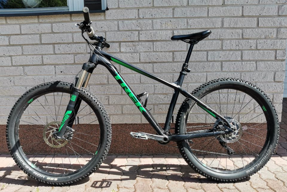 Trek Roscoe 9, runko 19,5" jäykkäperä