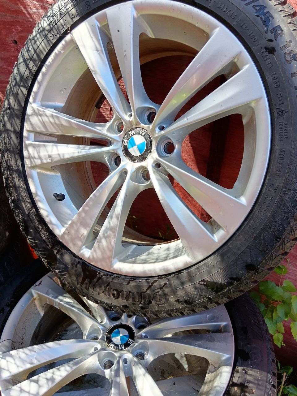 BMW - 5x120 Renkaat 18 "