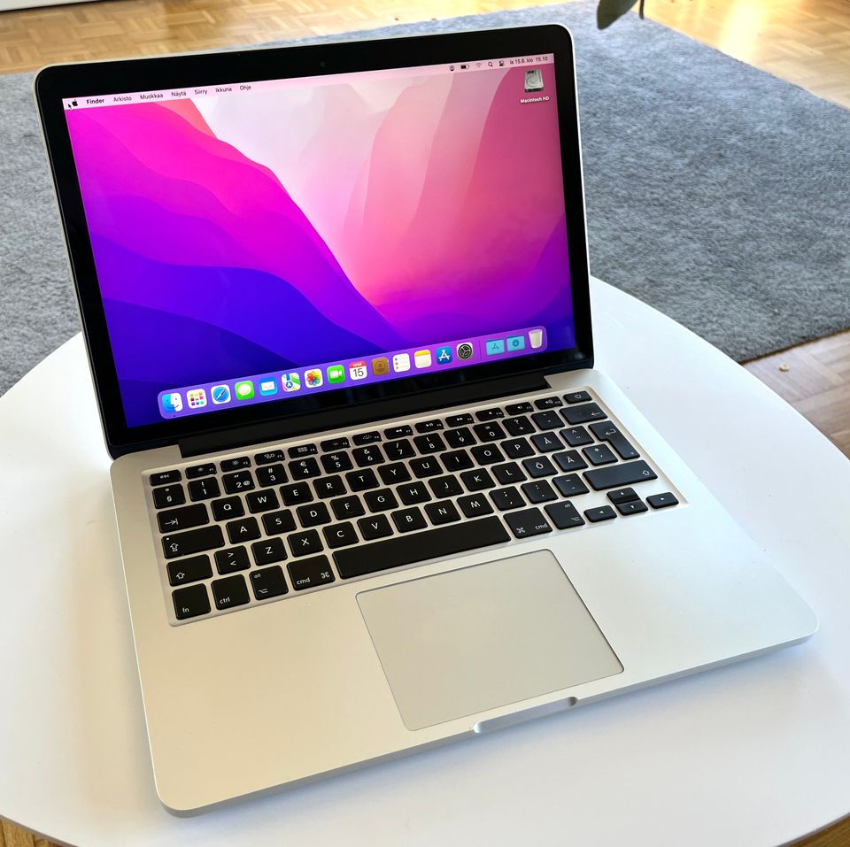 MacBook Pro (Retina, 13-inch, Early 2015)