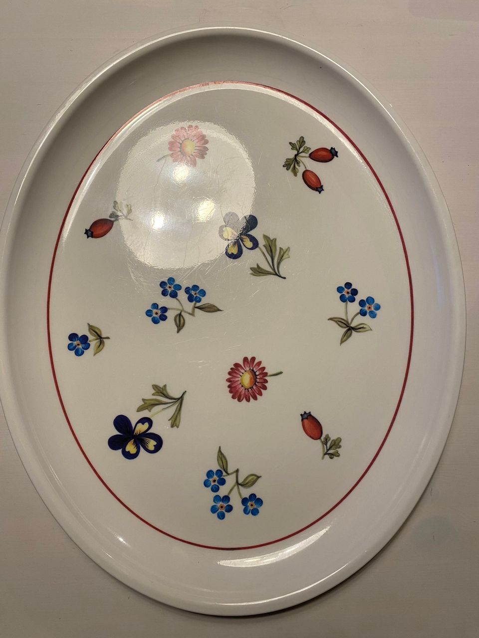 Villeroy & Boch kukkatarjotin