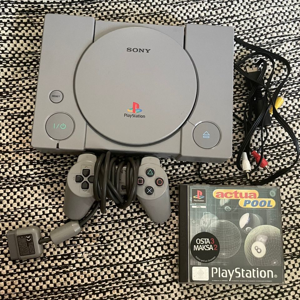 Playstation 1 pelipaketti