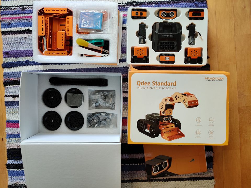 Hiwonder Qdee standard ohjelmoitava robotti, LEGO bricks -yhteensopiva