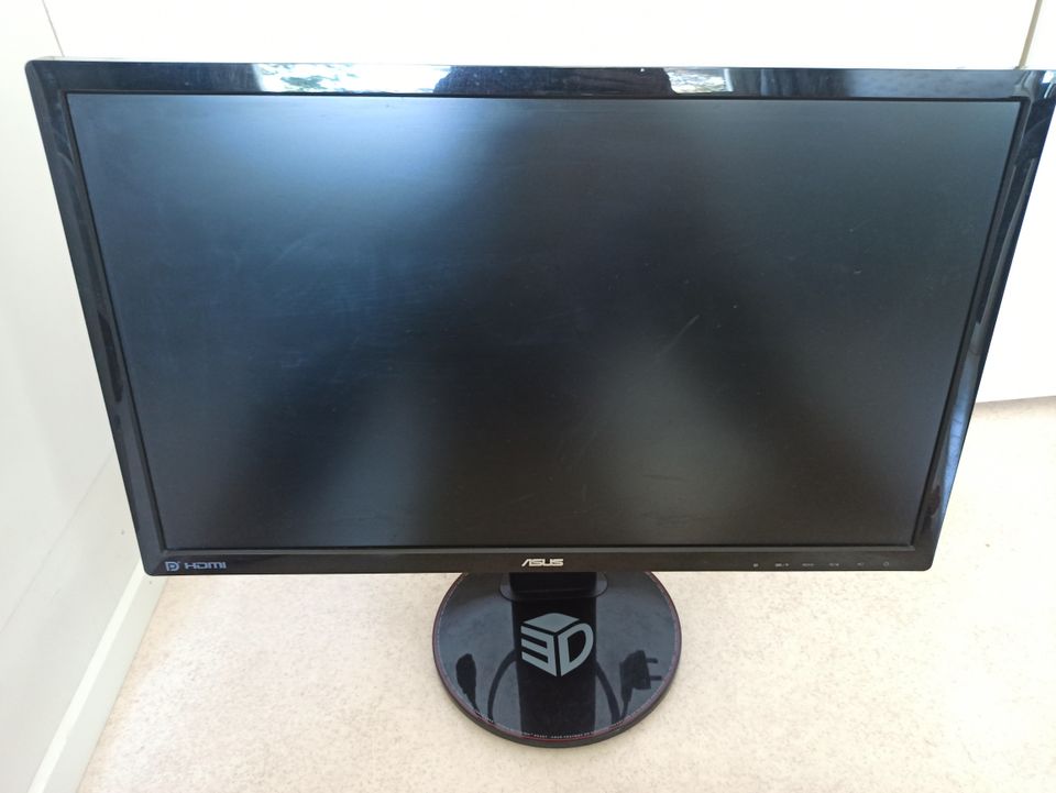 Asus VG248QE 24' 144Hz näyttö