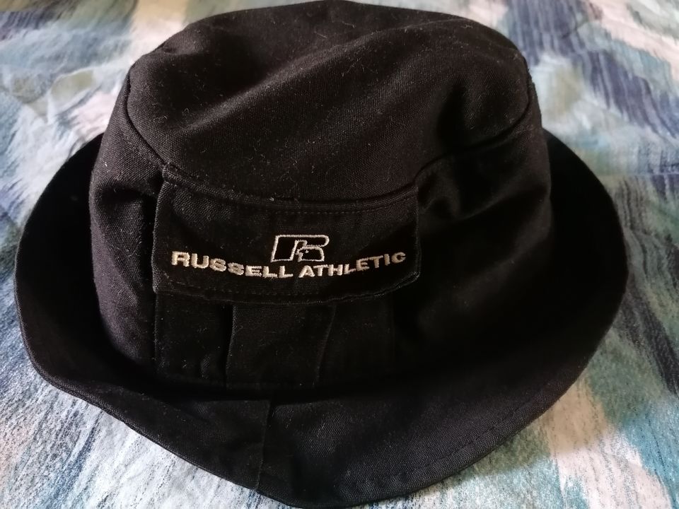 Musta hattu