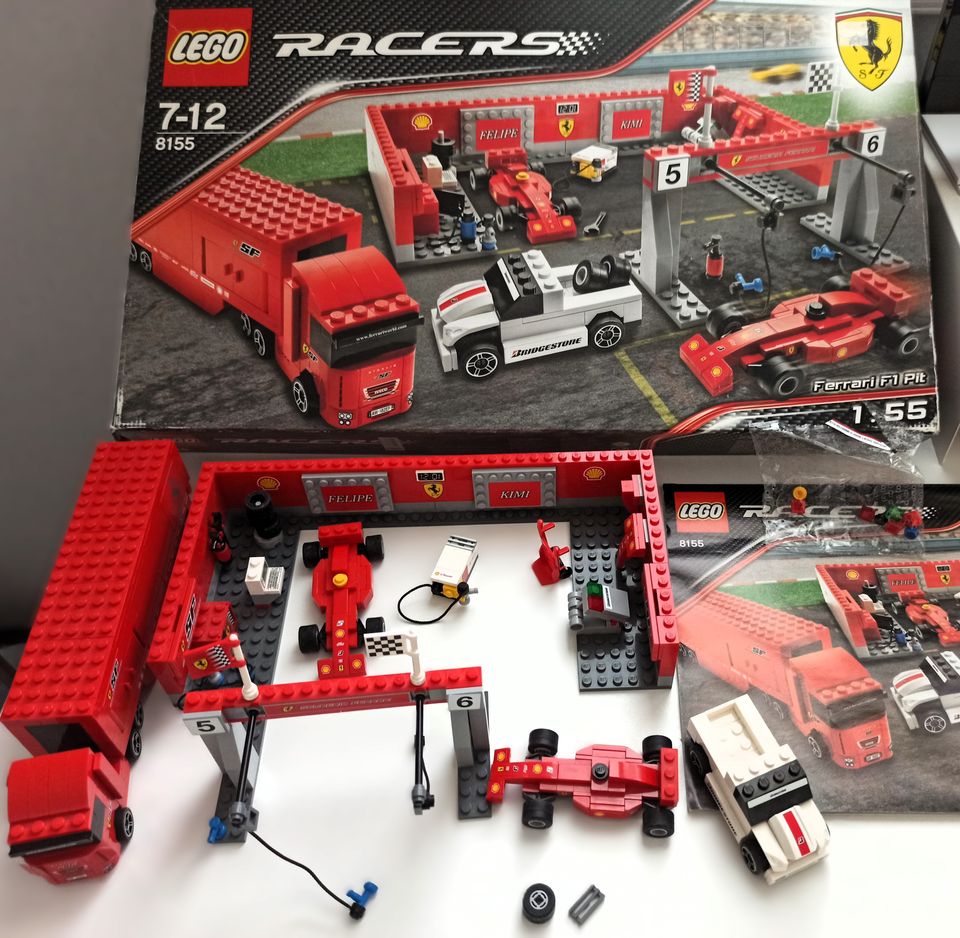 Lego 8155: Ferrari F1 Pit