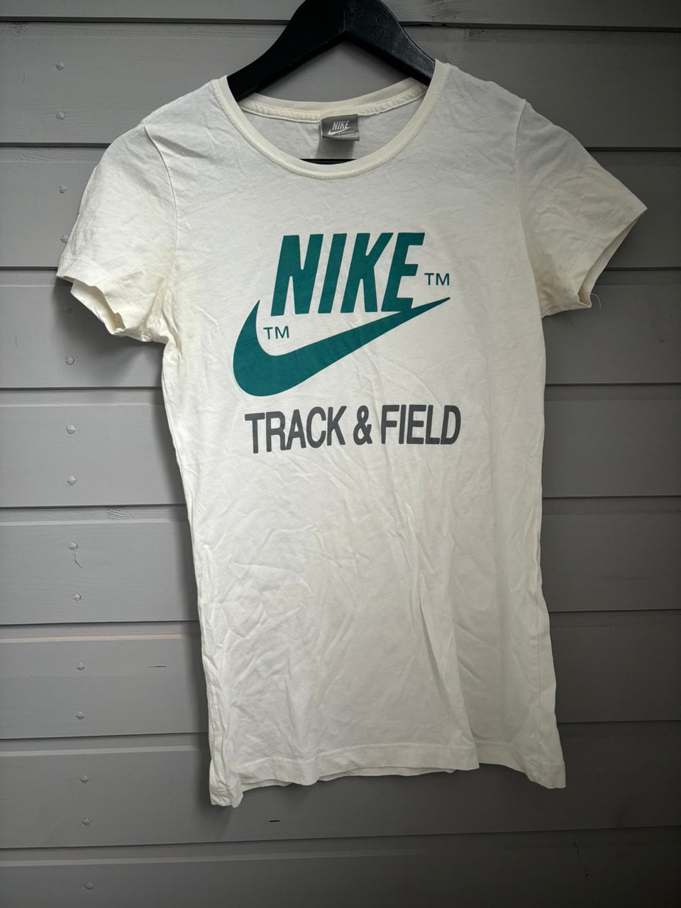 Nike valkoinen T-paita (M)