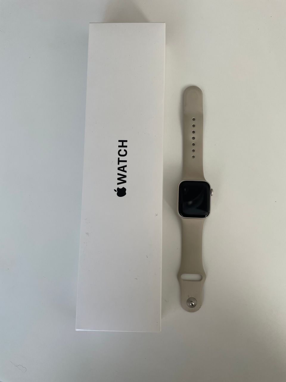 Apple Watch SE 2nd Gen 40mm LTE (tähtiv. alu./tähtiv. urheiluranneke)