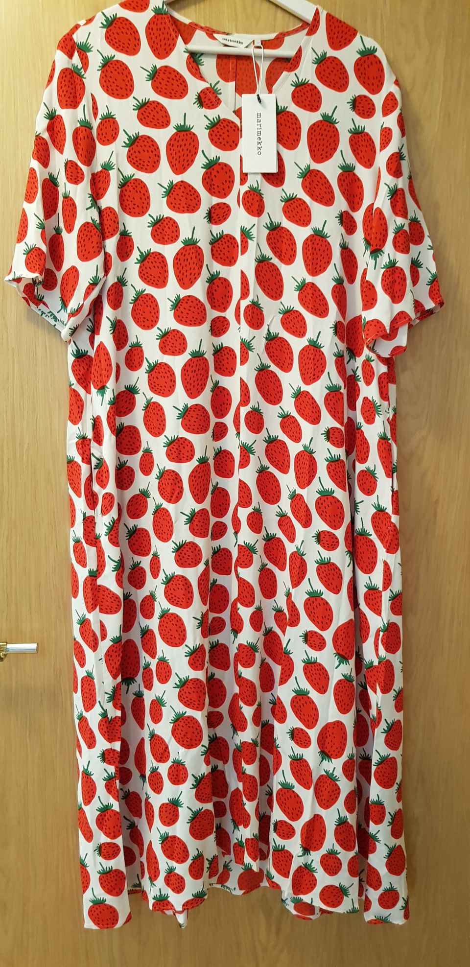 Marimekko Mekko Mansikka 42