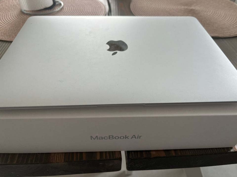 MacBook Air 13”